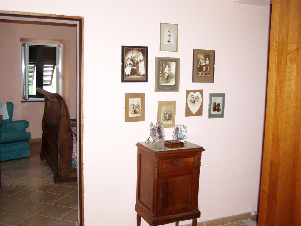 Hotel Casa 4 Canti Varese Ligure Pokoj fotografie